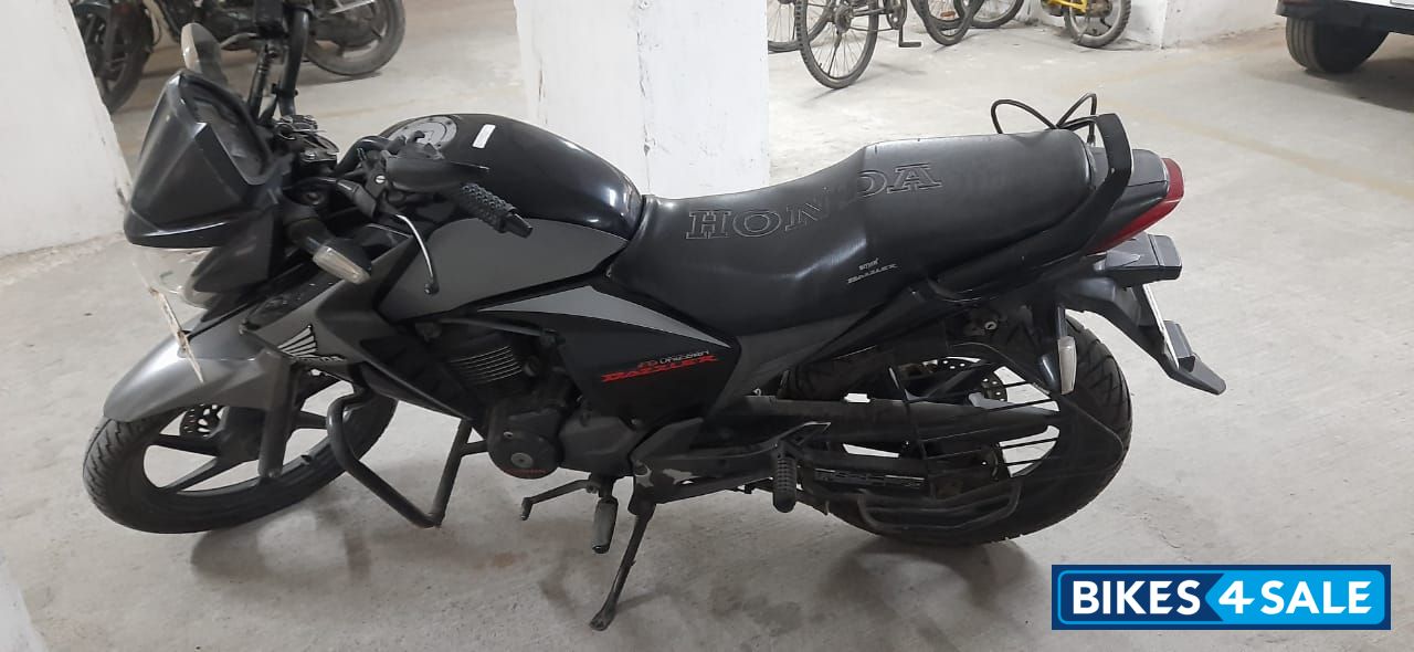 Black & Silver Honda Unicorn Dazzler