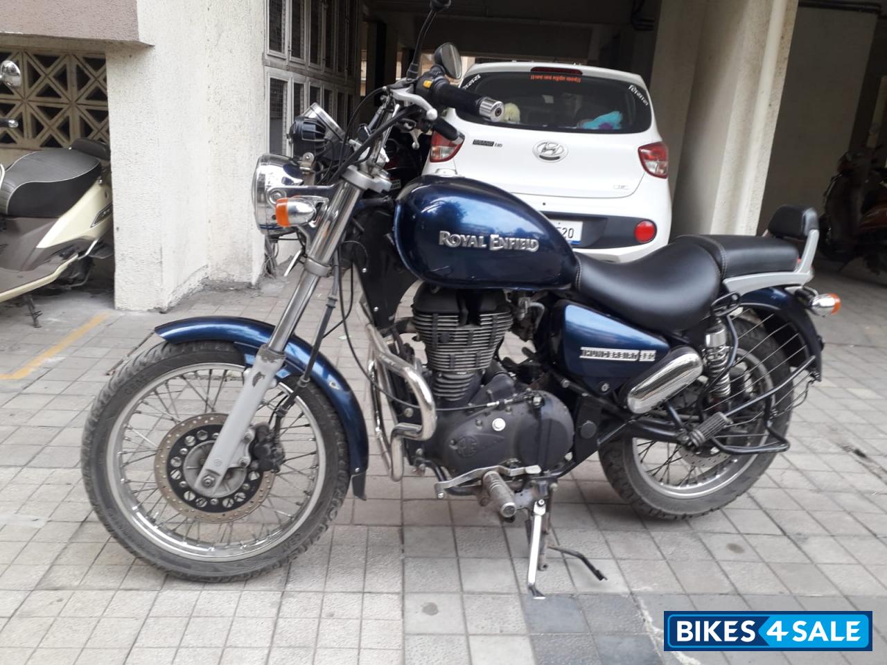 Royal Enfield Thunderbird 350 Royal Enfield Thunderbird 350