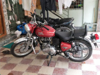 Maroon Royal Enfield Bullet 350 ES