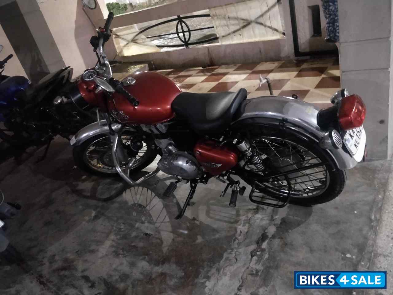 Maroon Royal Enfield Bullet 350 ES