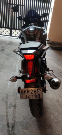 Mat Black Yamaha YZF R15 V3