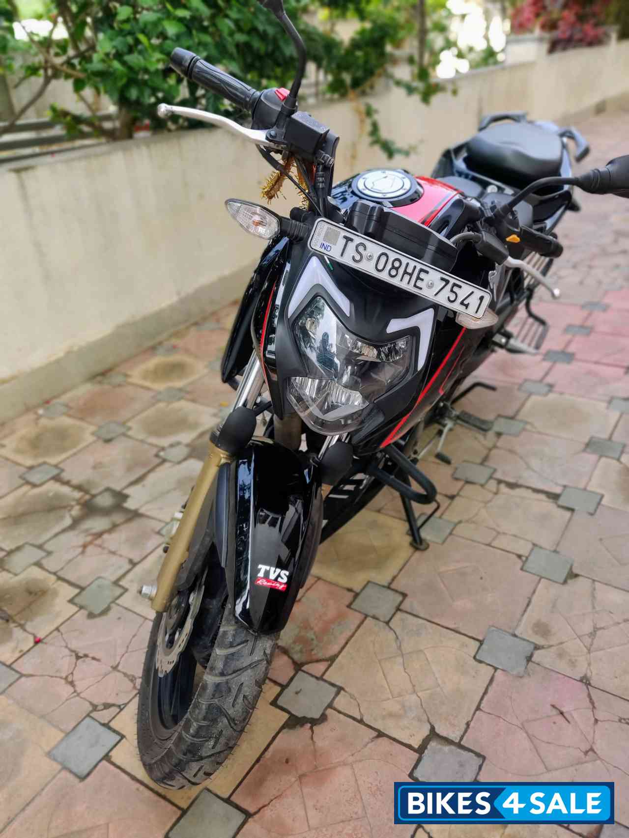 Black TVS Apache RTR 200 4V ABS
