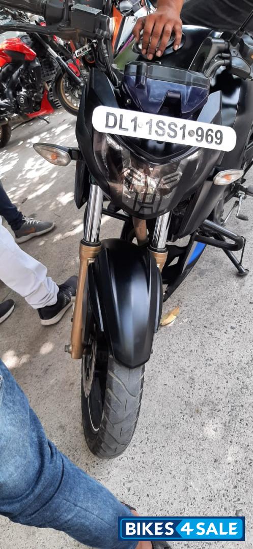 Matte Black TVS Apache RTR 200 4V