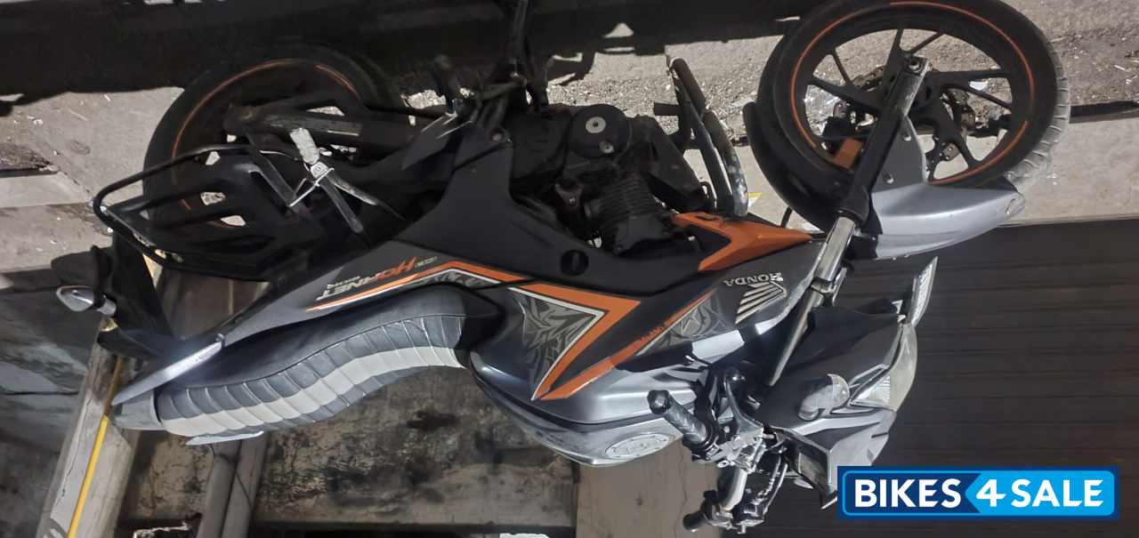 Honda CB Hornet 160R
