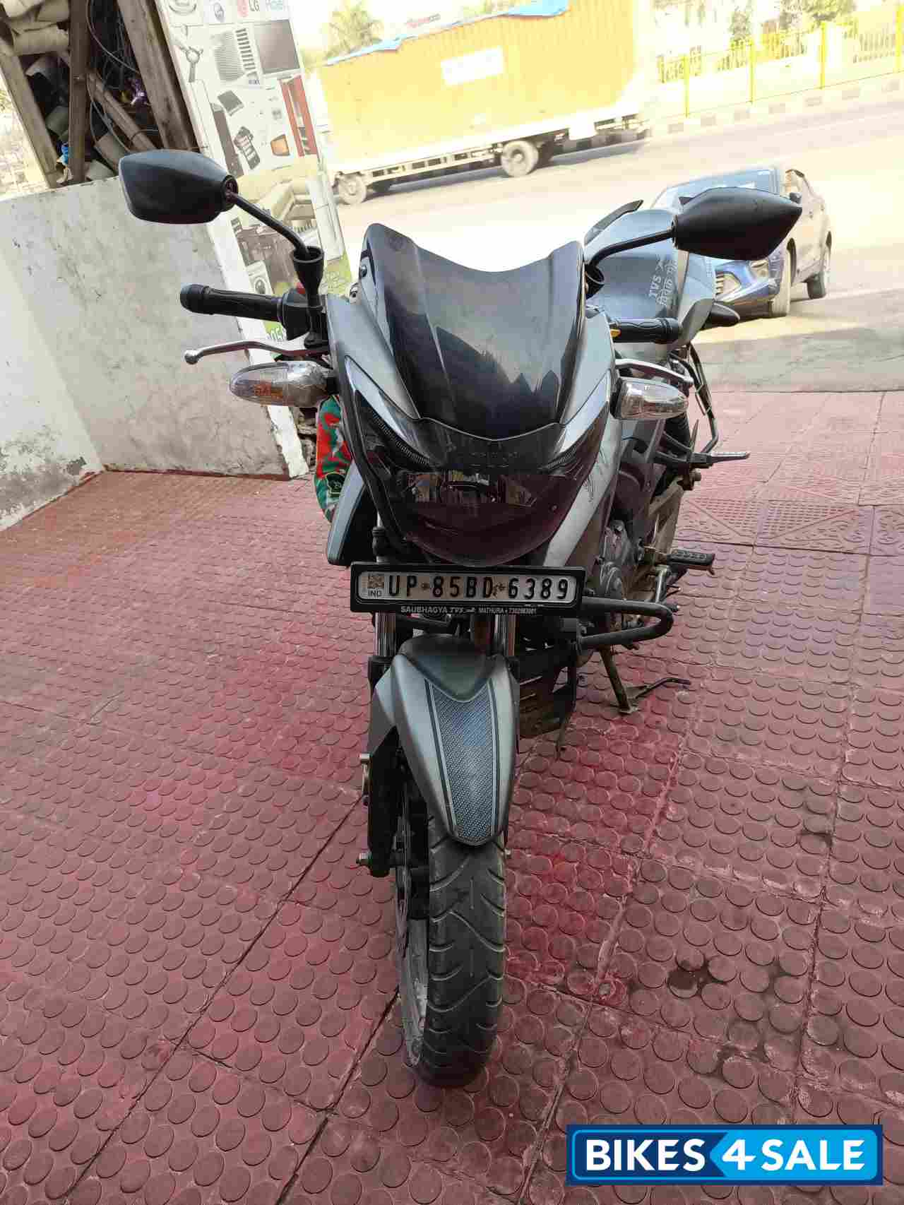 TVS Apache RTR 160 TVS Apache RTR 160