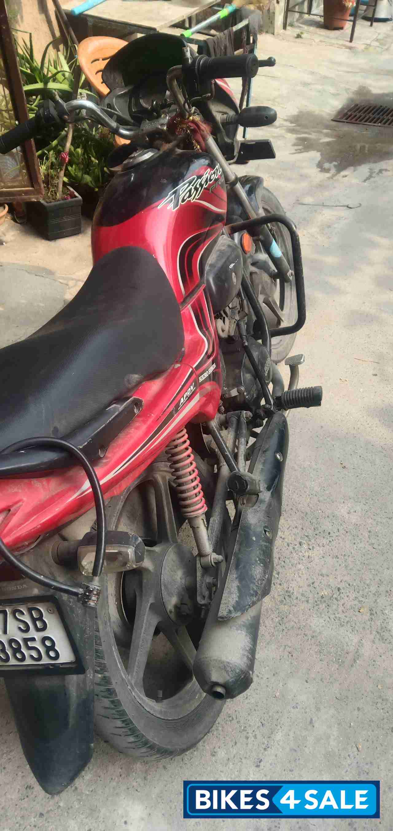 Black And Red Hero Passion Pro