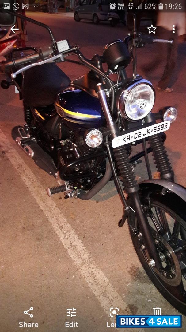Bajaj Avenger Street 150