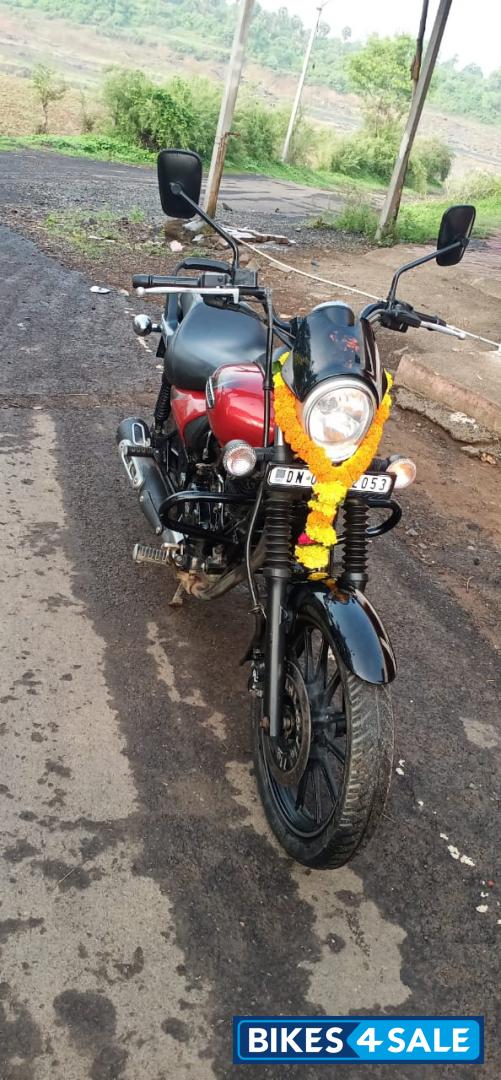 Bajaj Avenger 180 DTS-i