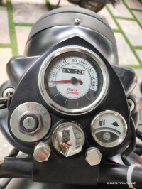 Royal Enfield Classic Stealth Black 2018 Model