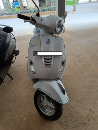 Vespa ZX 125