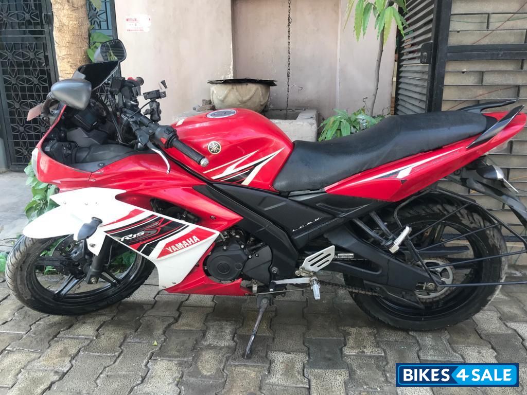Yamaha YZF R15 S