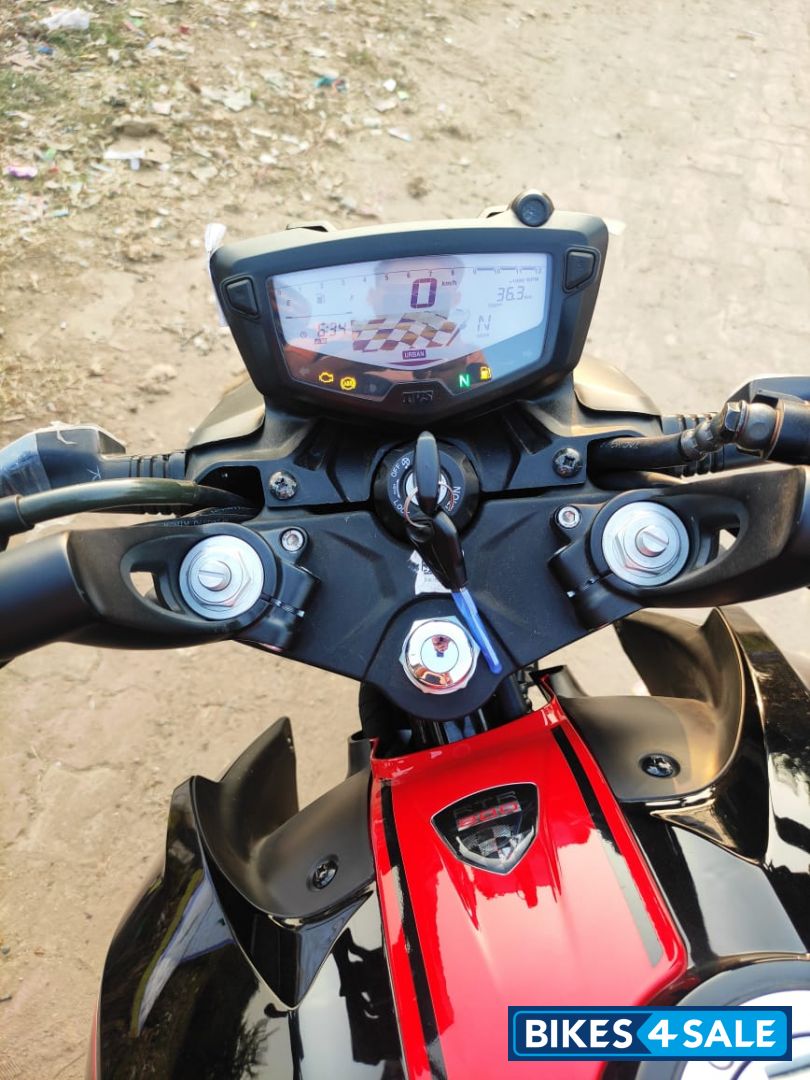 TVS Apache RTR 200 4V ABS