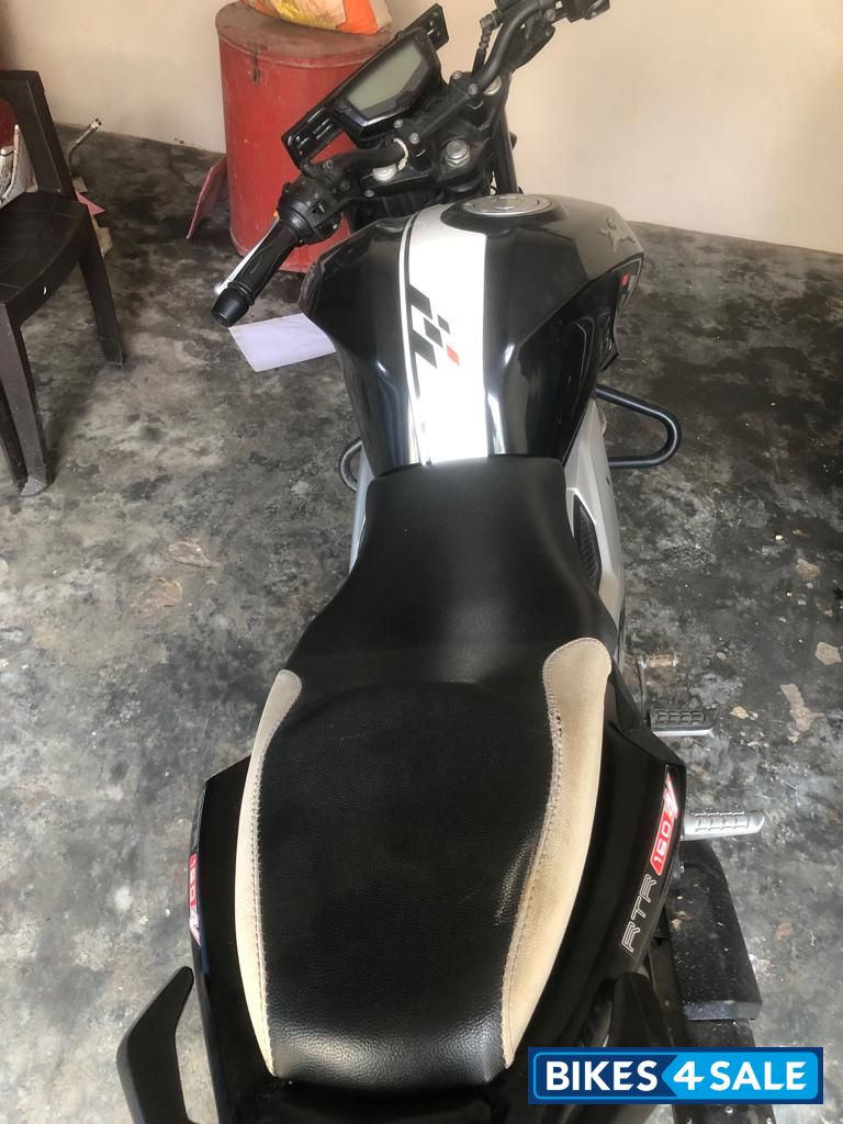 TVS Apache RTR 160 4V BS6