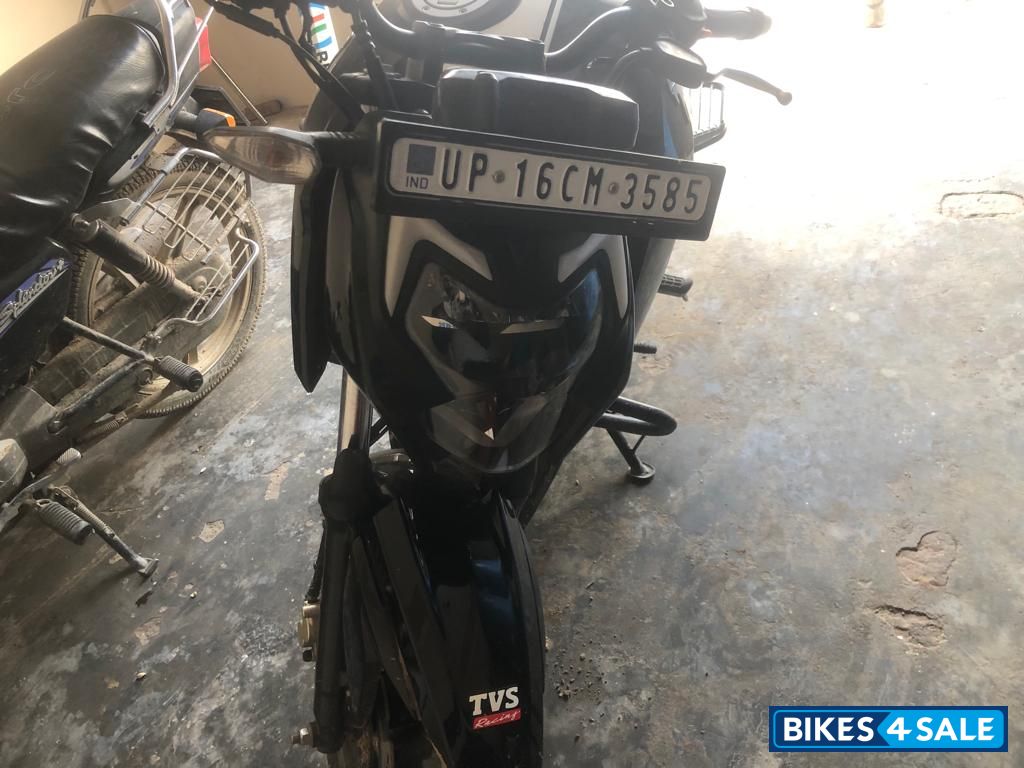 TVS Apache RTR 160 4V BS6