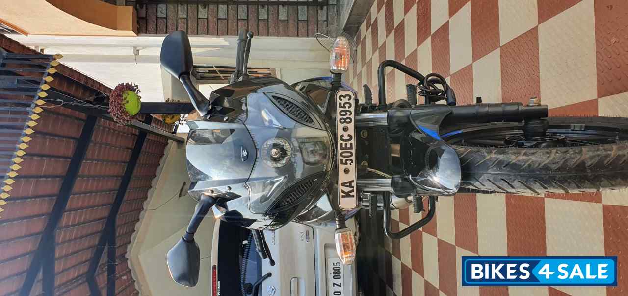 Blue Black Bajaj Pulsar 220F