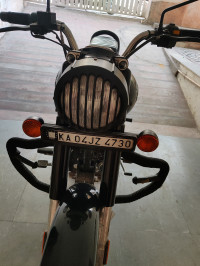 Black Royal Enfield Bullet 350