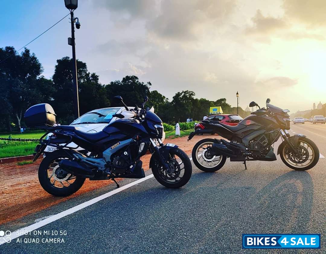 Navy Blue Bajaj Dominar 400 Disc