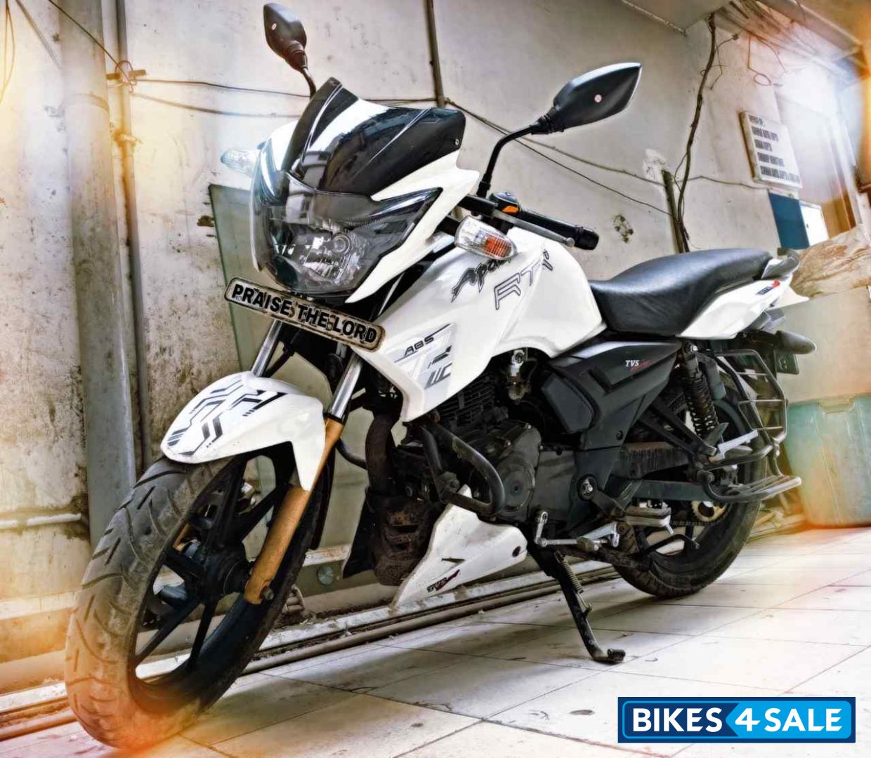 TVS Apache RTR 180