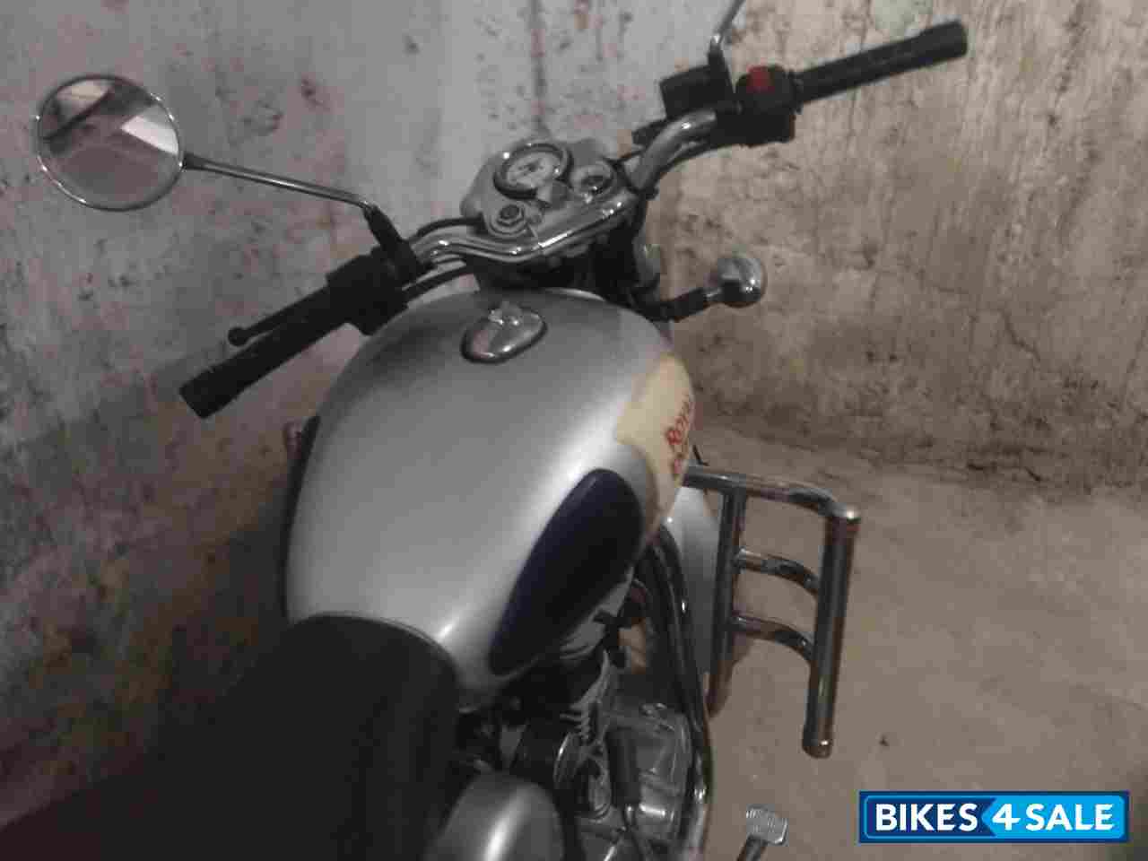 Silver Royal Enfield Classic 350