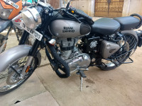 Royal Enfield Classic Gunmetal Grey 2021 Model