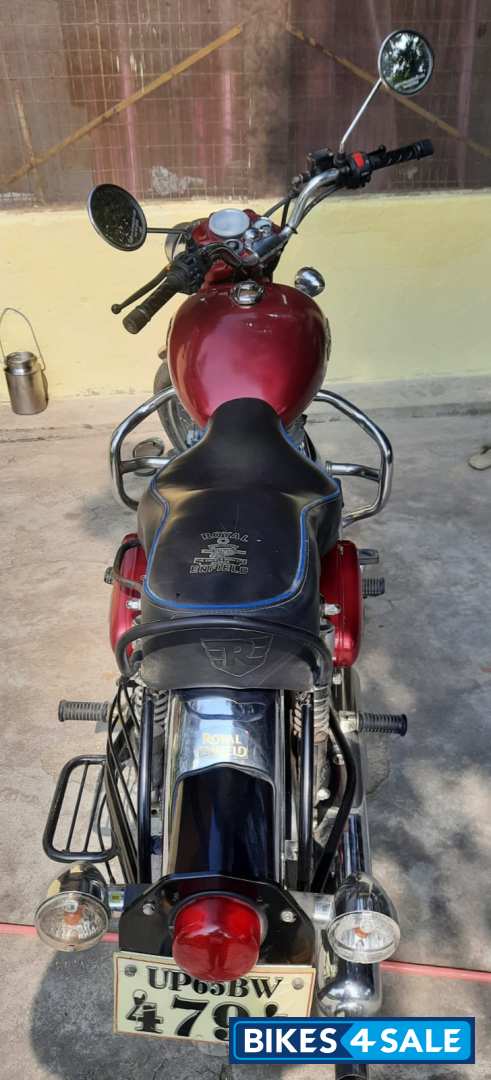 Red Royal Enfield Bullet Electra Twinspark