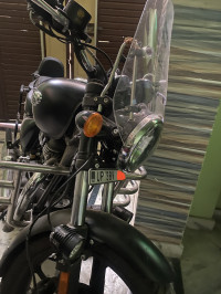 Matt Black Royal Enfield Meteor 350 Stellar