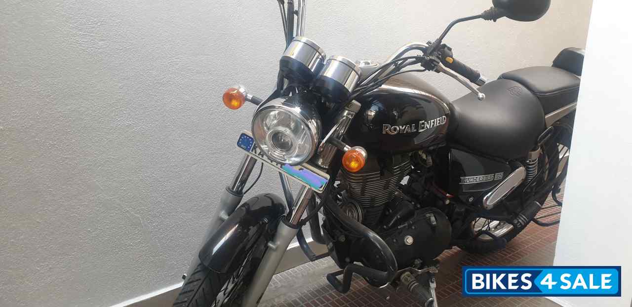 Black Royal Enfield Thunderbird 500
