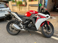 Honda CBR 150R 2013 Model