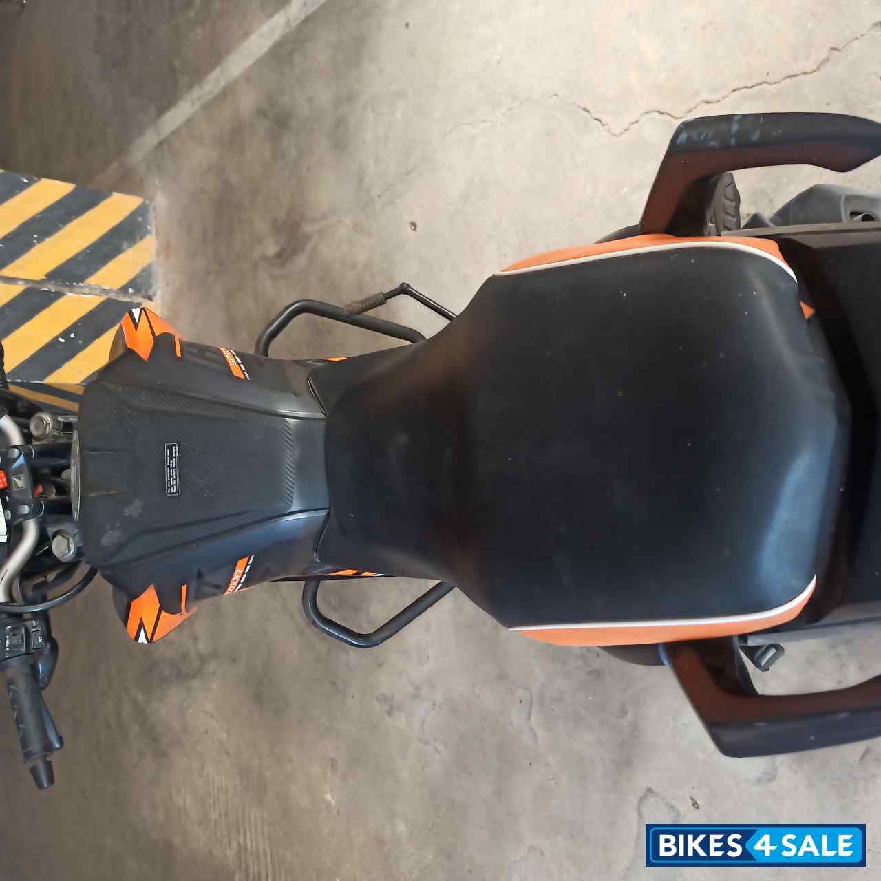 Orange And Black Honda CB Hornet 160R ABS