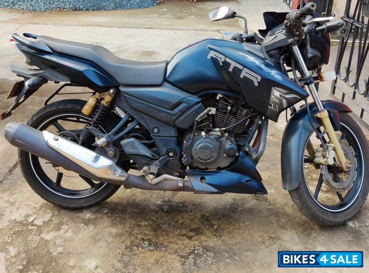 Matt Black TVS Apache RTR 180