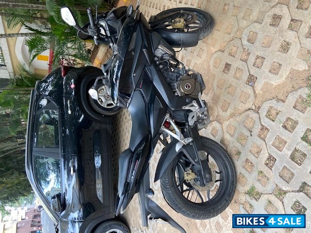 Black Bajaj Pulsar AS 200