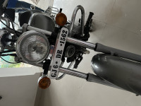 Bajaj Avenger 200 DTS-i