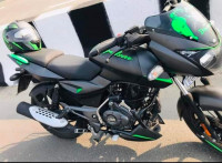 Bajaj Pulsar 125 Split Seat