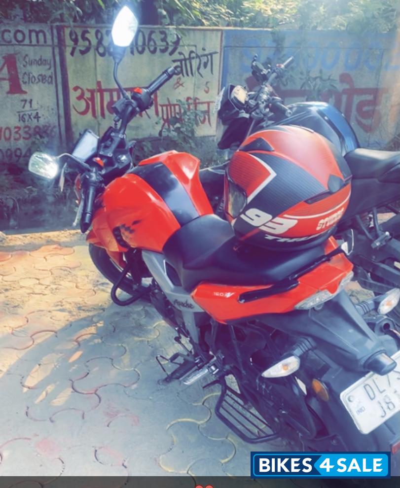 TVS Apache RTR 160 4V