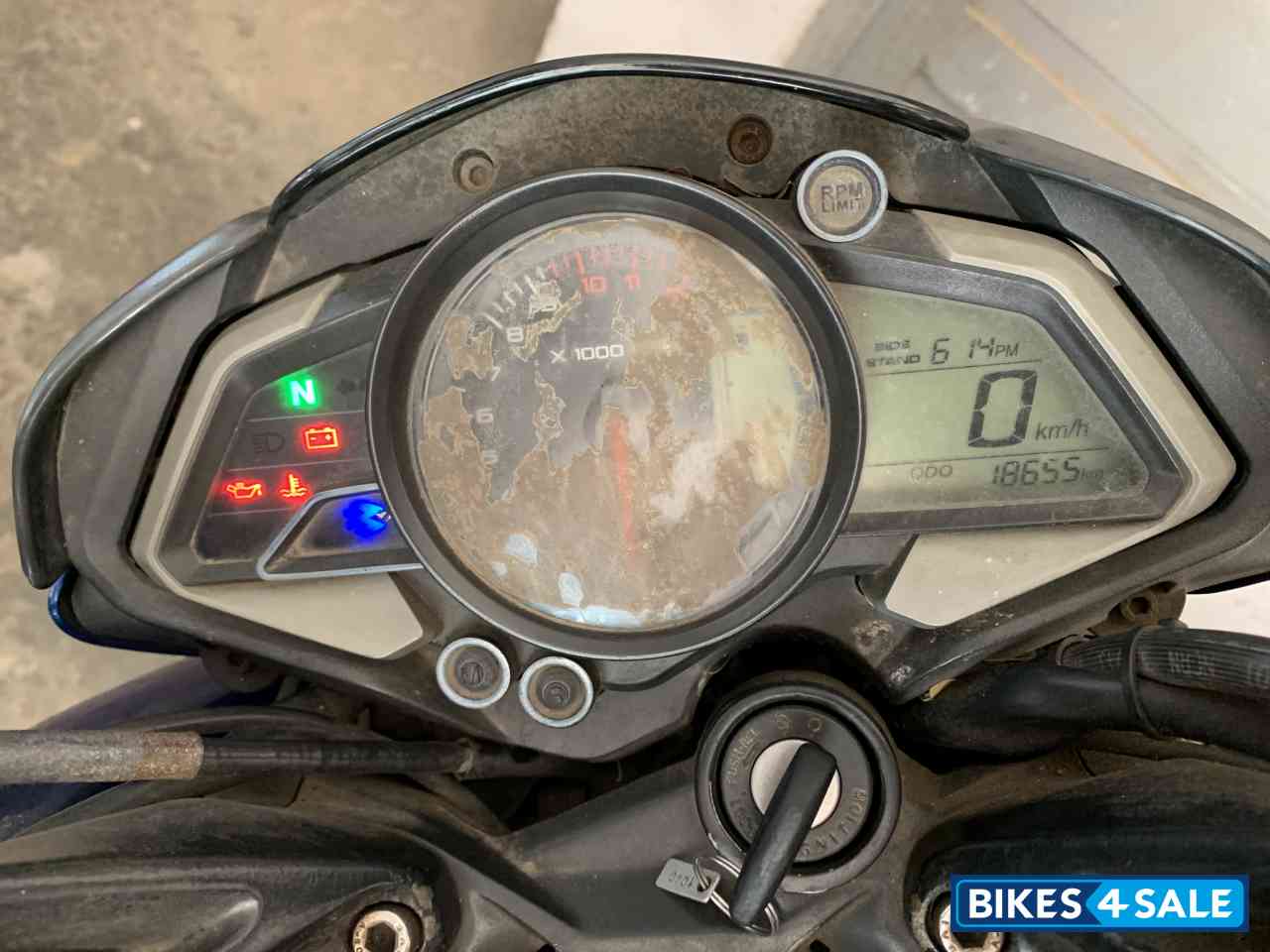 Bajaj Pulsar 200 NS