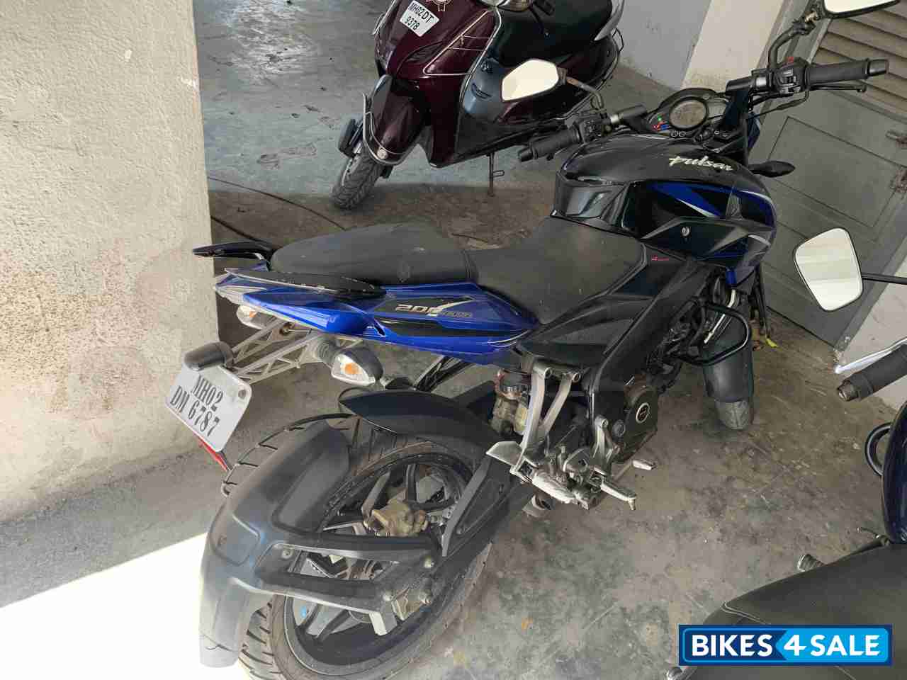 Bajaj Pulsar 200 NS