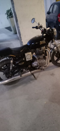 Black Royal Enfield Bullet Electra