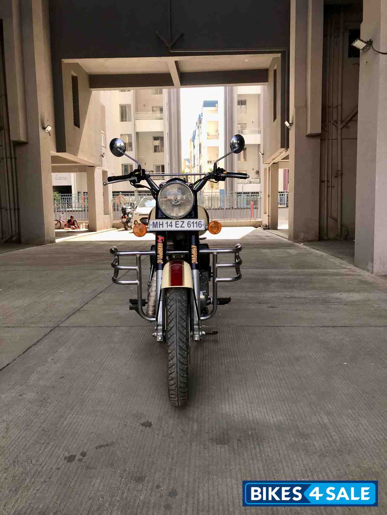 Tan Royal Enfield Classic 500