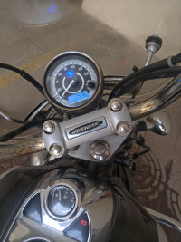 Bajaj Avenger Cruise 220