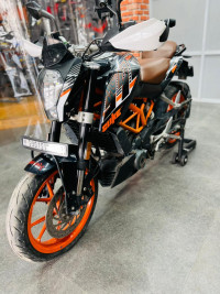 KTM Duke 390