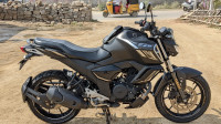 Dark Knight / Black Yamaha FZ-S FI V3 BS6