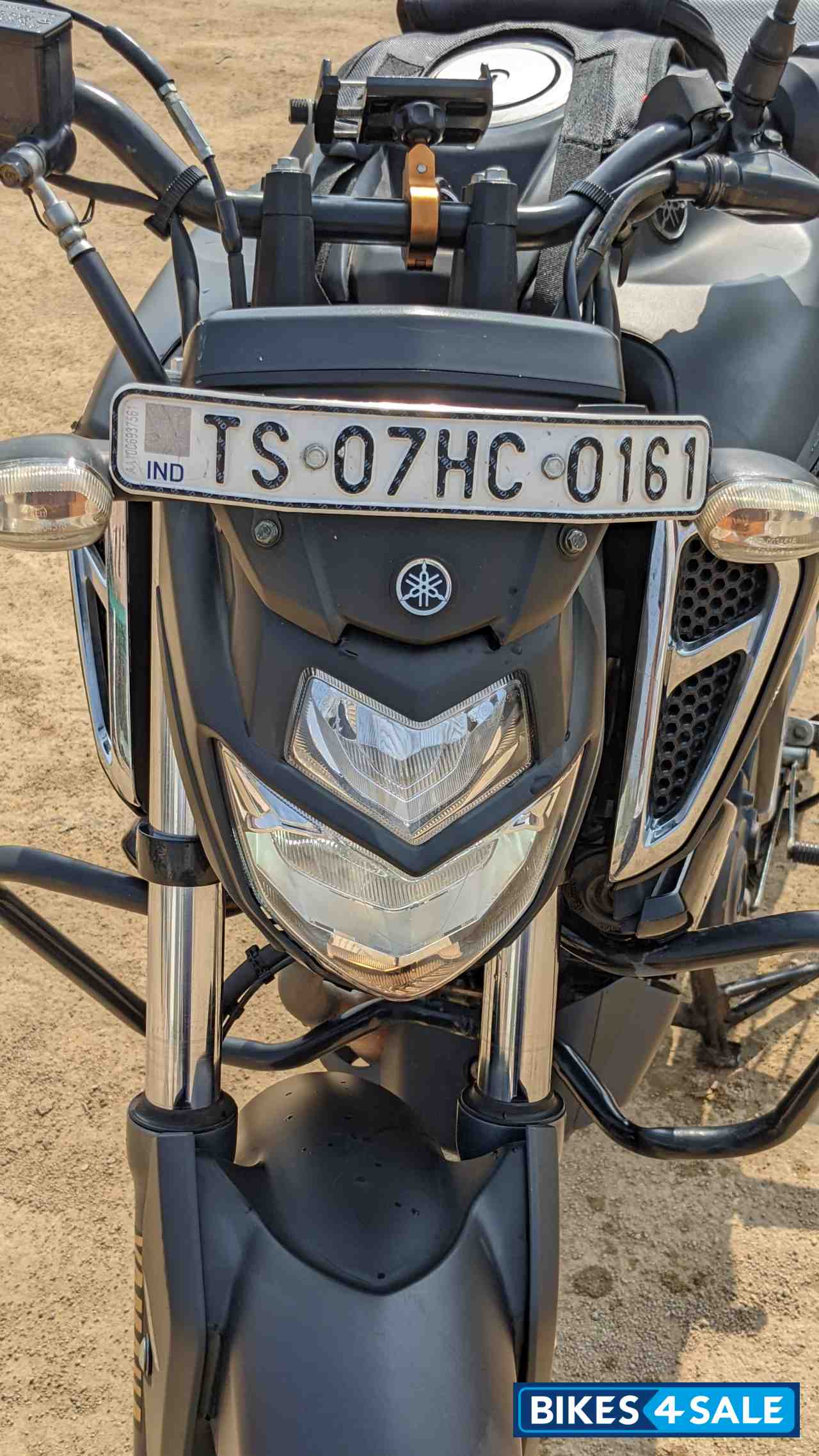 Dark Knight / Black Yamaha FZ-S FI V3 BS6