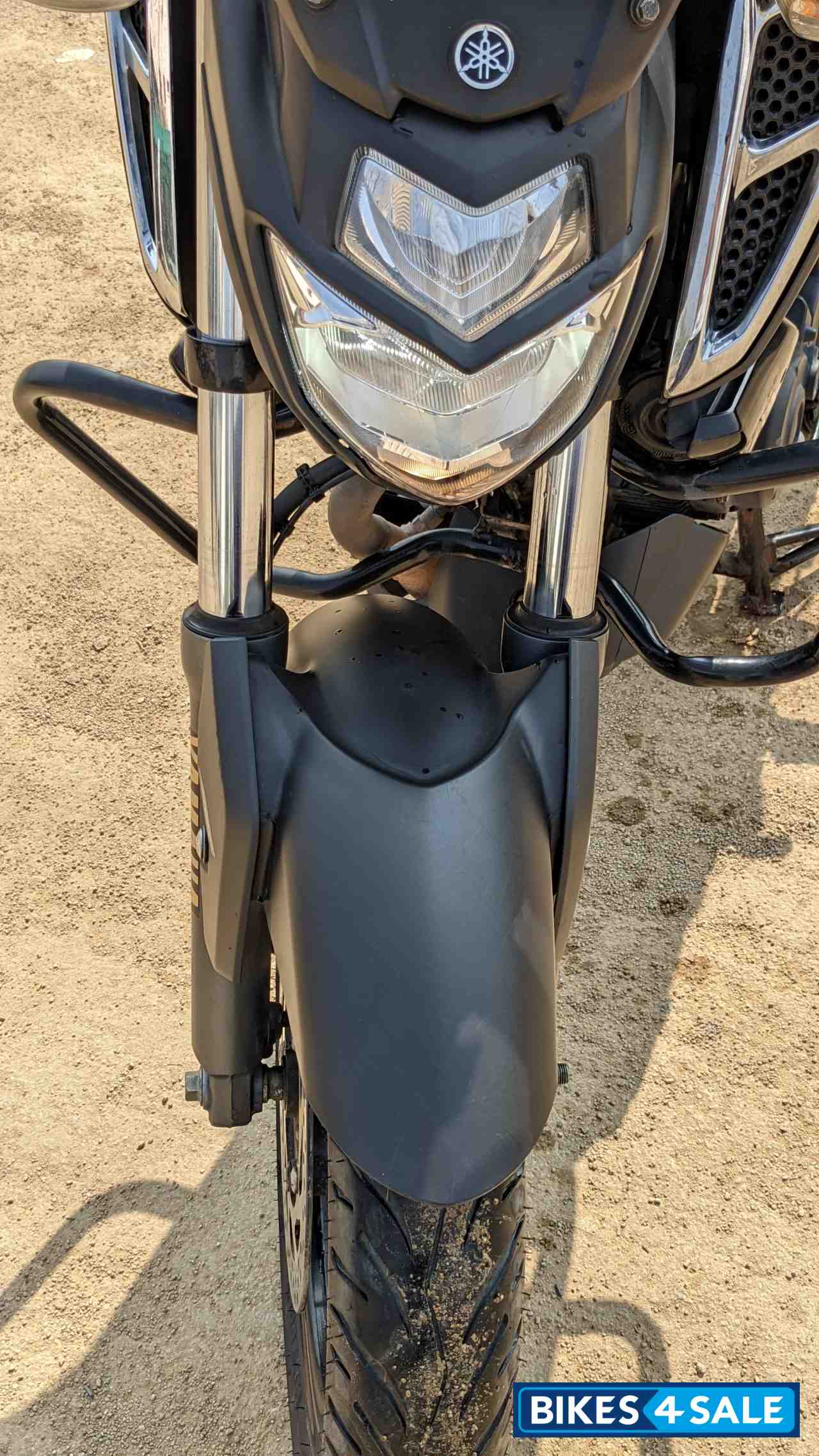 Dark Knight / Black Yamaha FZ-S FI V3 BS6