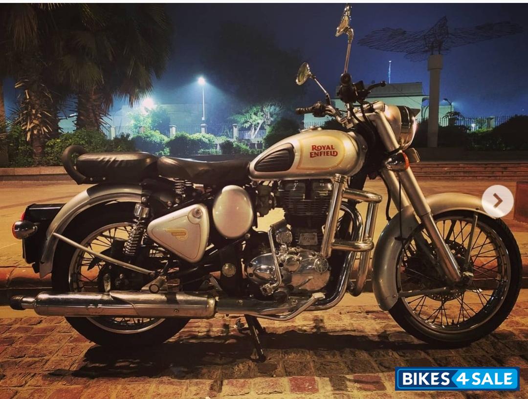 Silver Royal Enfield Classic 350