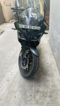 Black Bajaj Pulsar RS 200