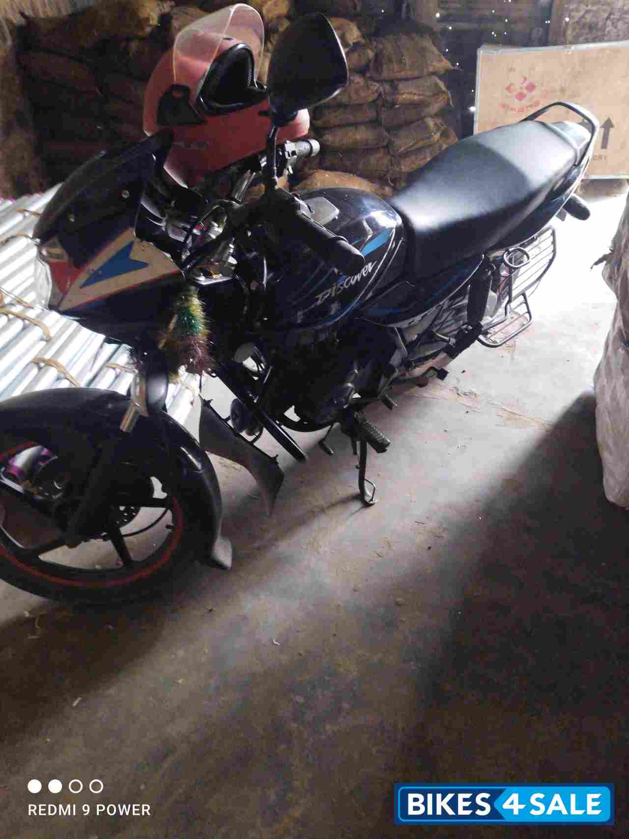 Bajaj Discover 150 S