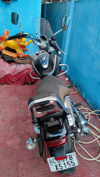 Auburn Black Bajaj Avenger Cruise 220 BS6