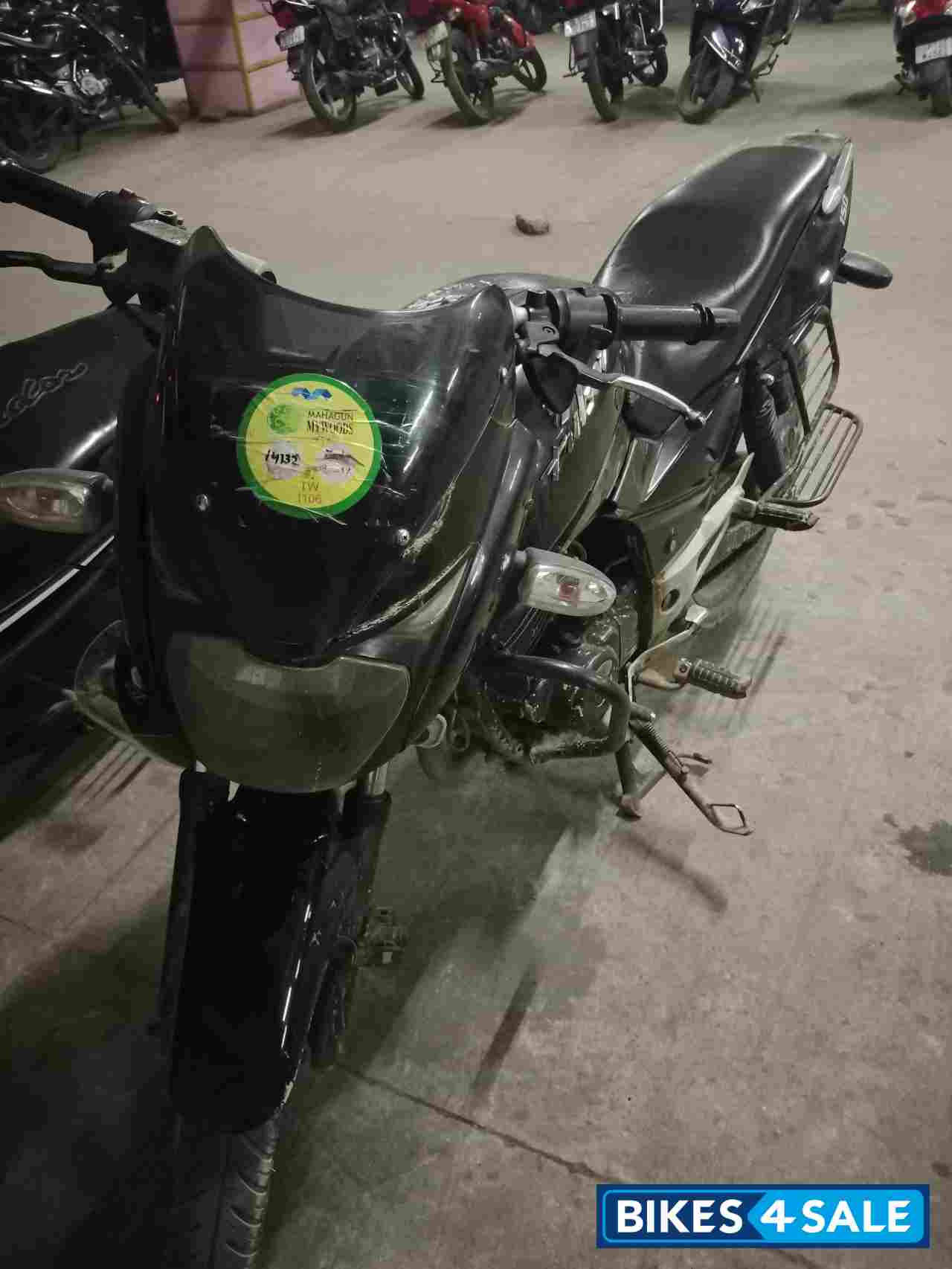 Black Bajaj Pulsar 150 DTSi