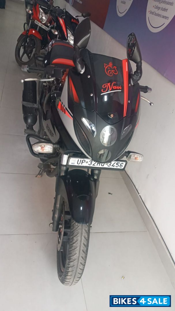 Bajaj Pulsar 220 DTSFi