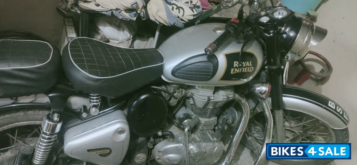 Royal Enfield Classic 350 BS VI